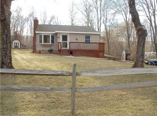 180 Raymond Hill Rd, Uncasville, CT 06382