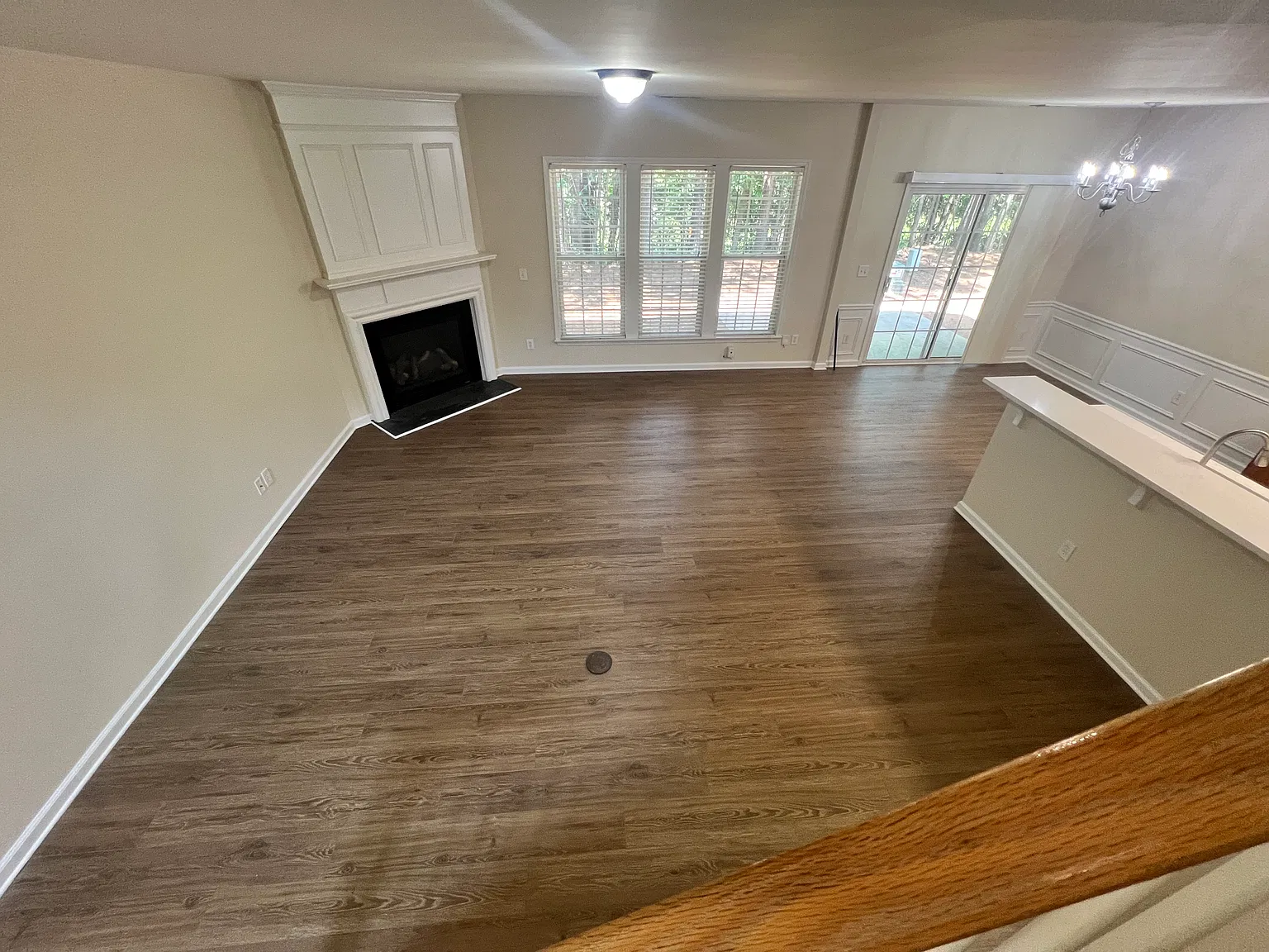 3 bed, 2.5 bath, 1715 sqft, $2,200 — Photo 3