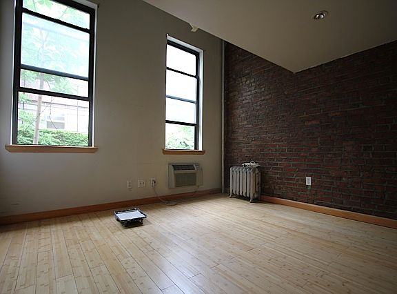 2nd image of 317 W 30th St APT 2R