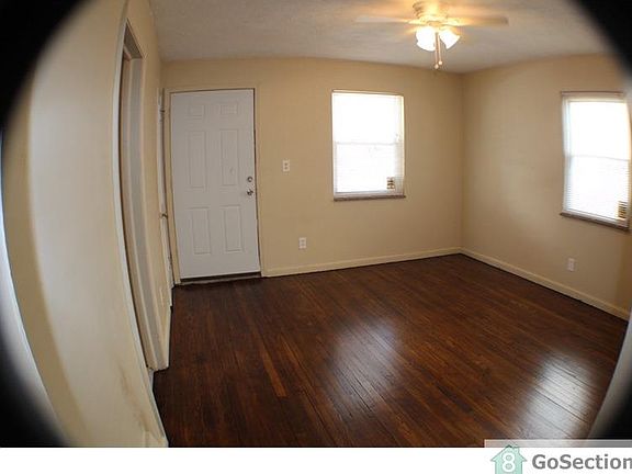 5th image of 18066 Hull St