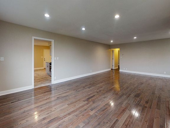 5th image of 1008 South Ave