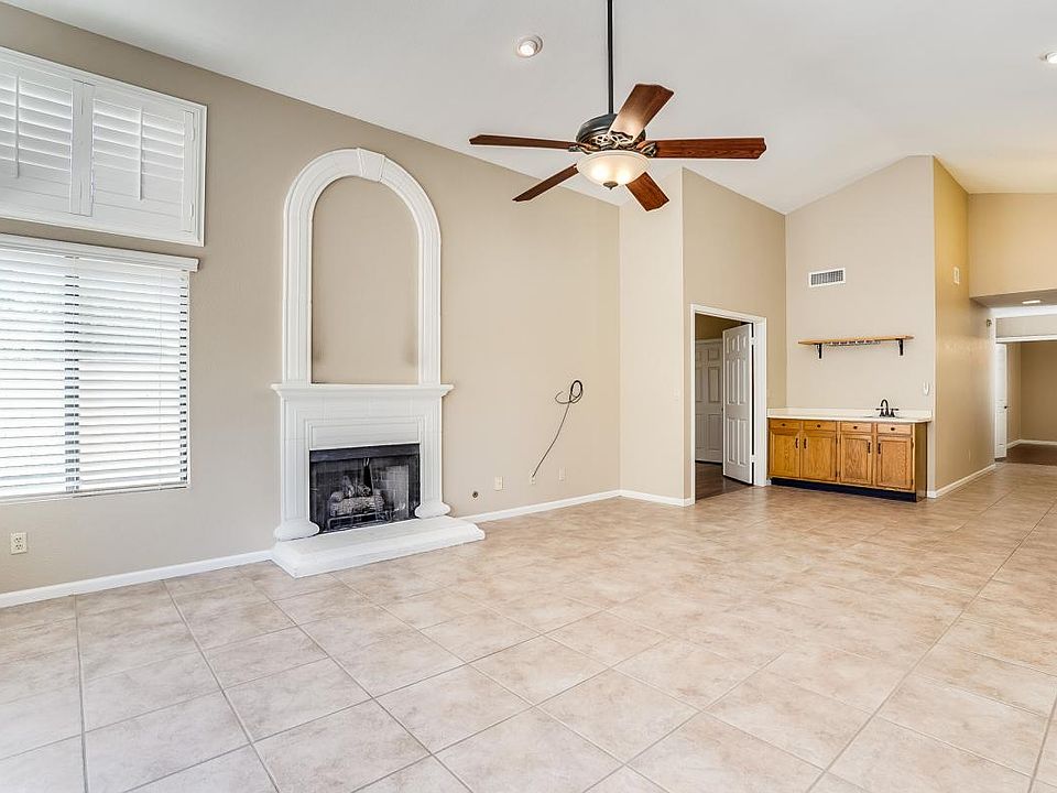 1st image of 9093 S Grandview Dr