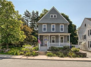 30 Chestnut St, Middletown, NY 10940