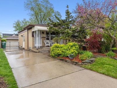 6948 Fairfield St, Garden City, MI, 48135