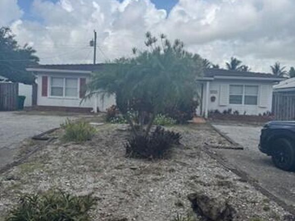 13791 Oleander Ave