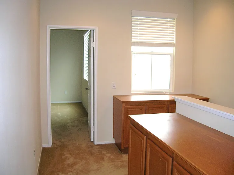25514 Wharton Dr — Photo 7