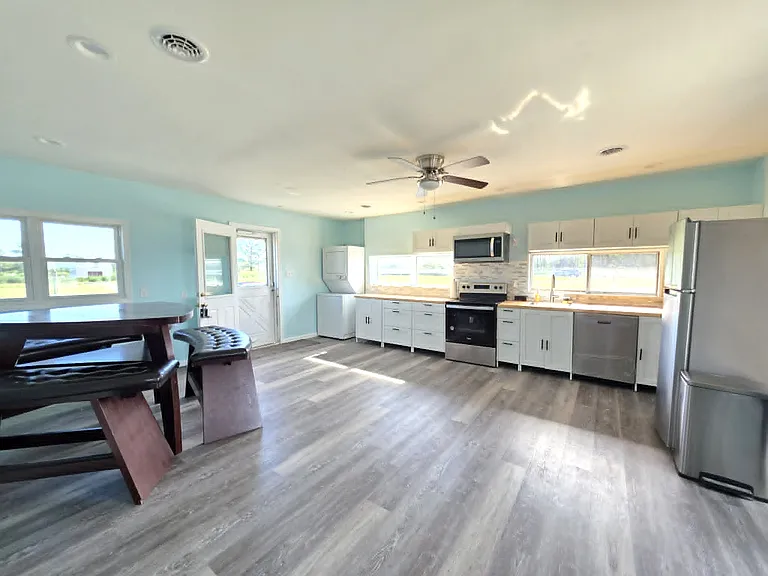 22931 Steele Dr — Photo 7