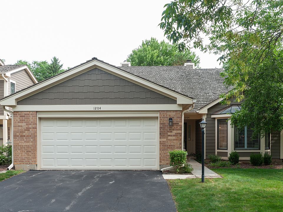 1st image of 1204 Emerson Ln