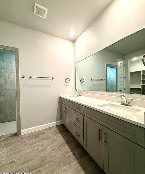 13972 Summer Valley Ave — Photo 17