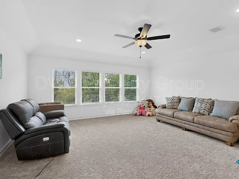 1837 Whispering Pines Dr — Photo 29
