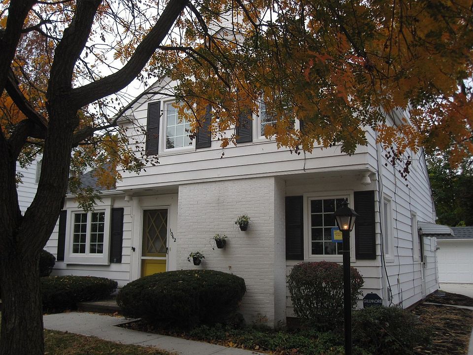 1st image of 1062 Fresno Dr