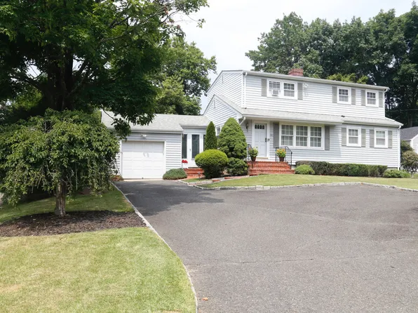 68 Unity Road, Stamford, CT 06905