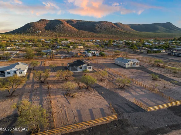 7813 S Cardinal Ave, Tucson, AZ 85746