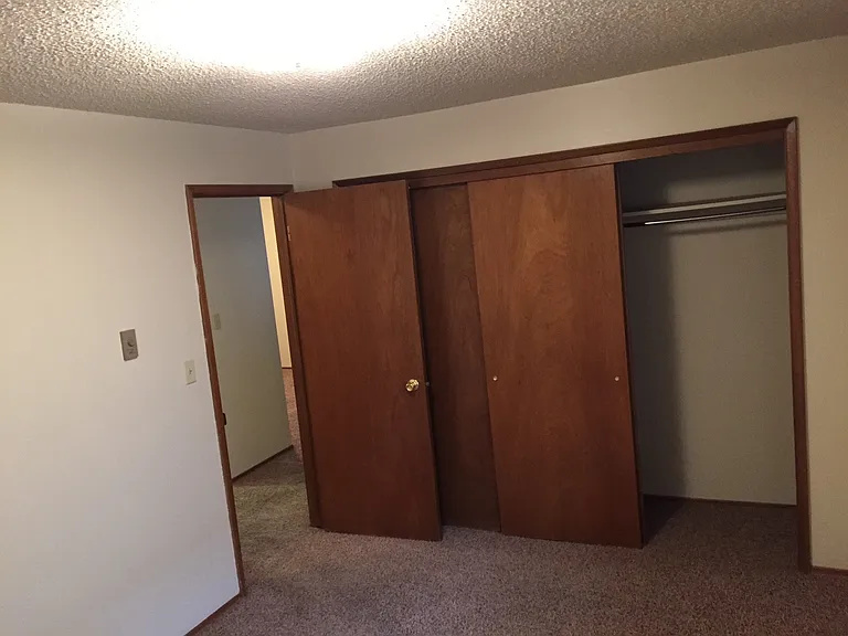 1904 W 2nd Ave #4 — Photo 10