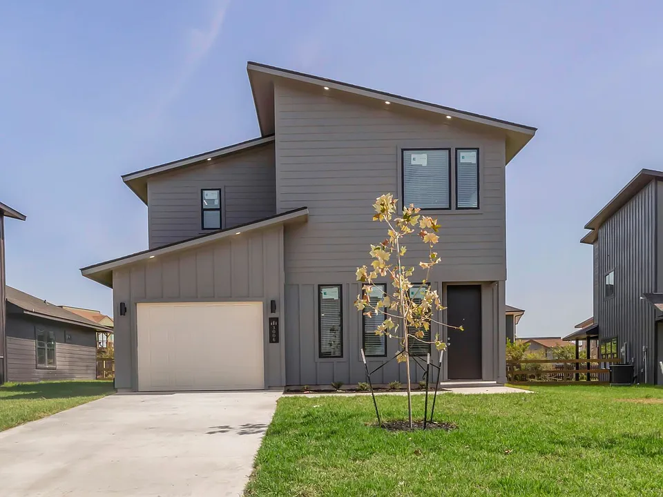 3006 Alpha Wolf Ct