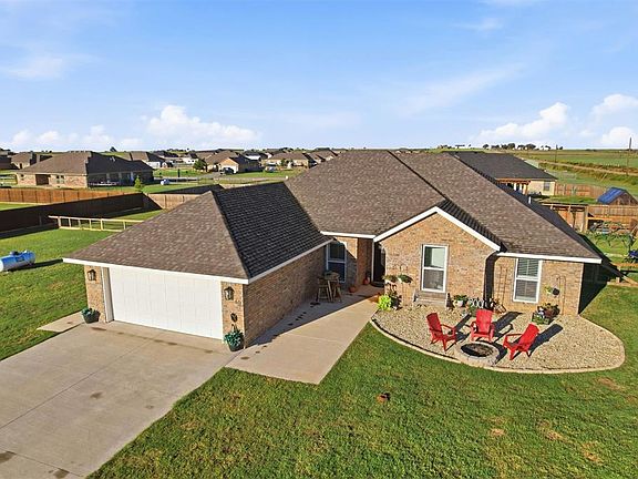 2nd image of 40 Freedom Cir