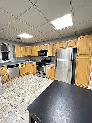 1st image of 36 De Hart Ave #2
