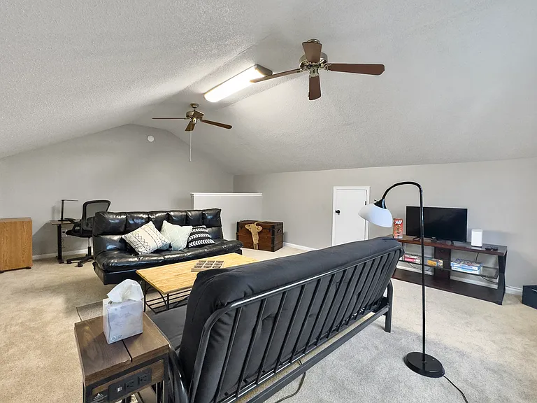 7900 Elderberry Cir — Photo 39