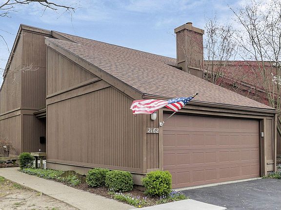 2nd image of 2162 Willowick Sq #A