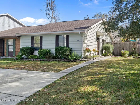 849 Village Dr, Brooksville, FL 34601