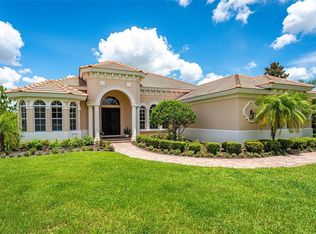 8304 Wisteria Pl, Bradenton, FL 34202
