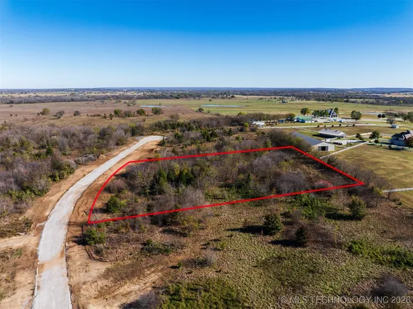 14 W 195th St S, Mounds, OK 74047