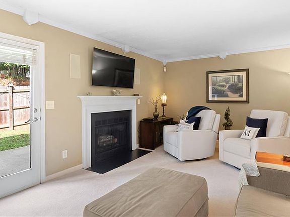 5th image of 3 Brandy Ct