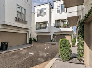 5429 Larkin St, Houston, TX 77007