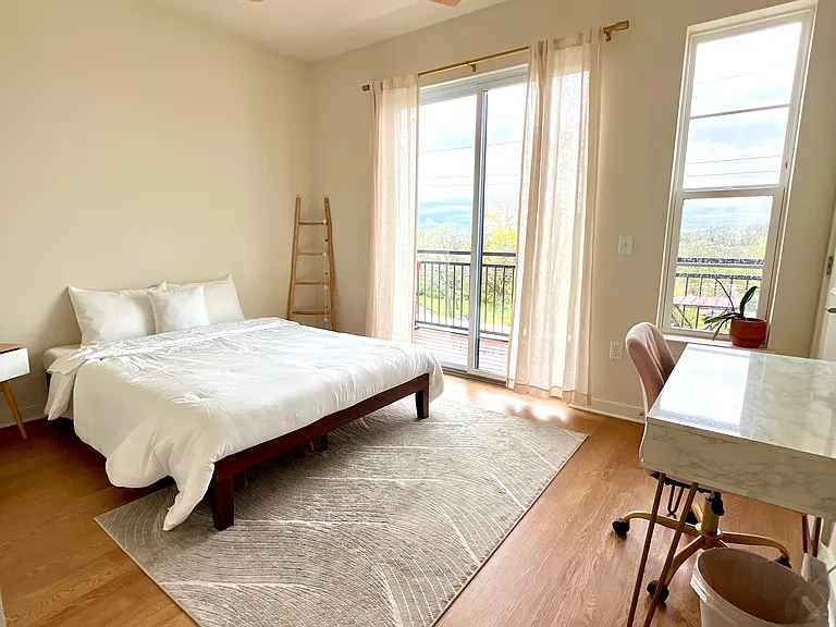 600 E Trinity Ln #305 — Photo 17