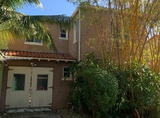 329 W 28th St, Miami Beach, FL 33140