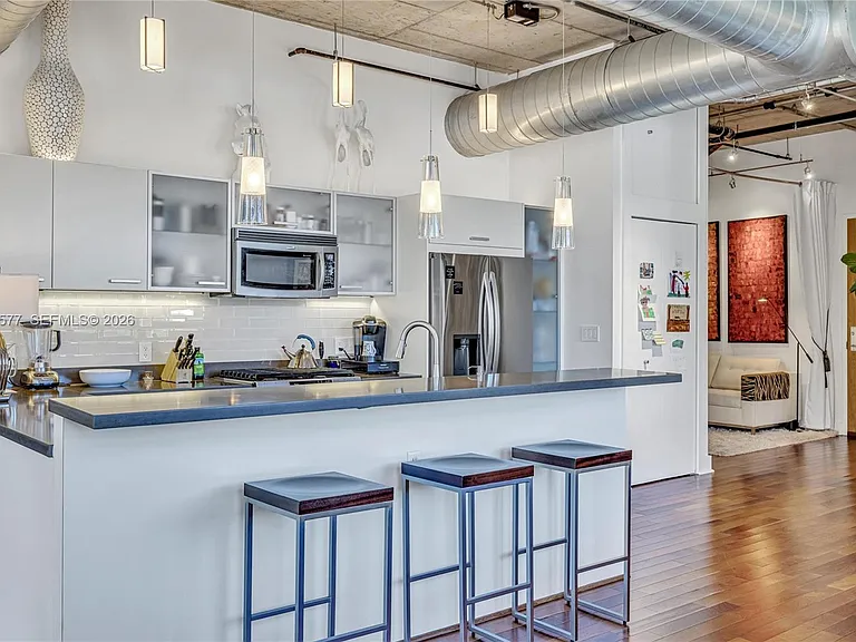 410 NW 1st Ave #206 — Photo 12