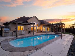 3068 Bluffs Dr, Richland, WA