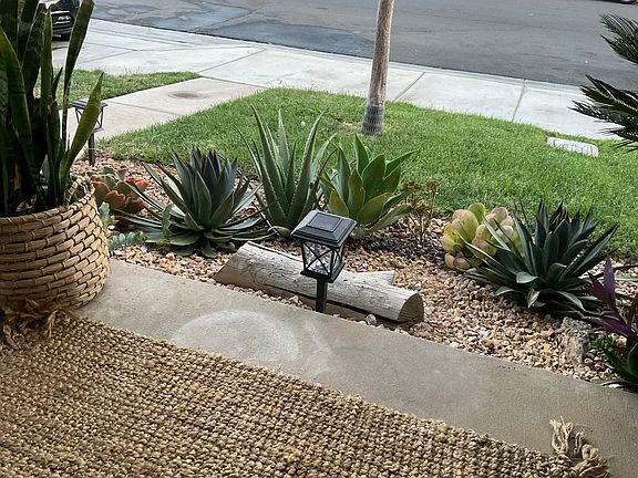 Enjoy a nice hot coffee or tea or a cold soda in the front porch.