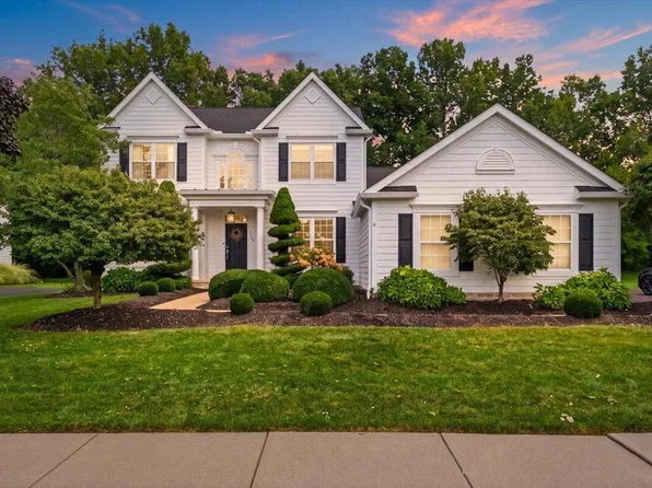7320 Stone Gate Dr, New Albany, OH 43054