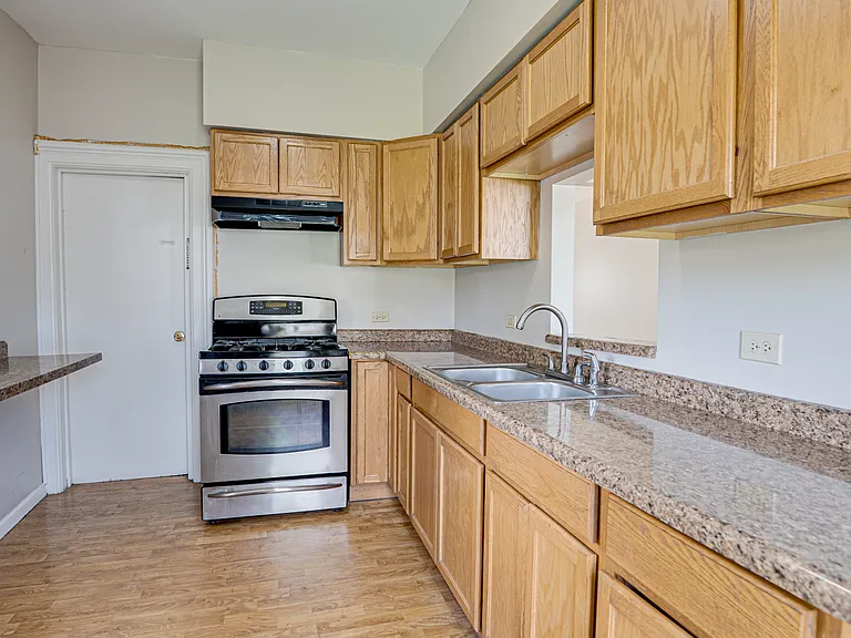 371 Cedar St — Photo 11