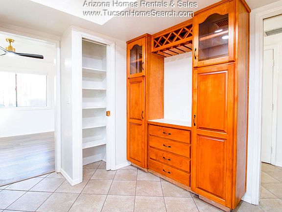 4th image of 2056 S Quail Hollow Dr