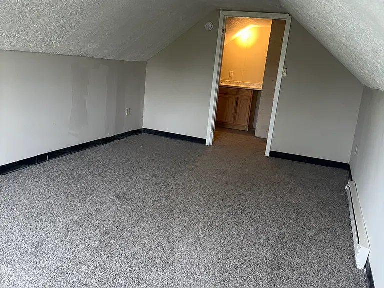 3652 E 151st St #2 — Photo 3