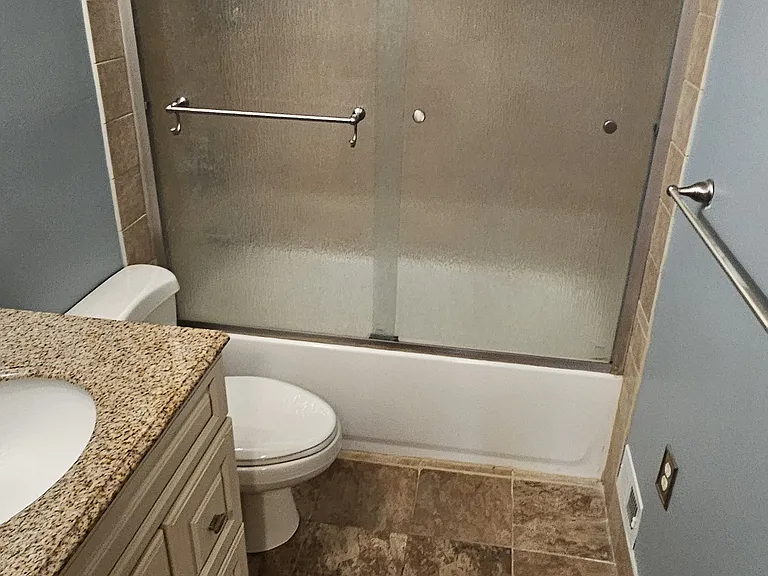205 Bassett St #2 — Photo 8