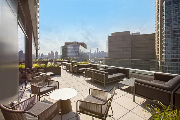 Rented by Rockrose | media 9