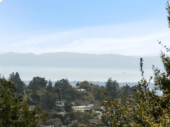 10 Abbott Dr, Oakland, CA 94611