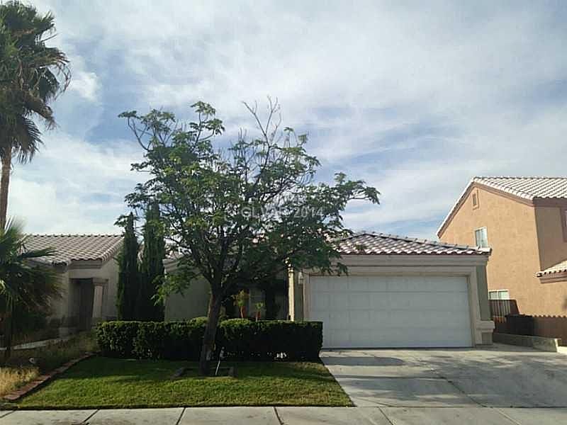 Beautifully Landscaped Exterior