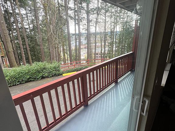 3rd image of 16425 NE 91st St #8