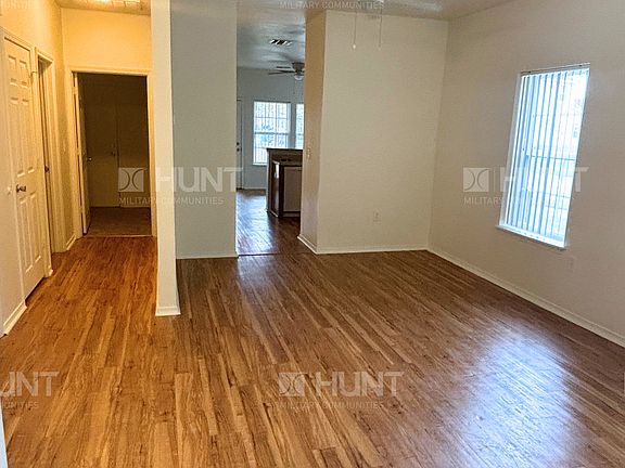 4th image of 124 Sidewinder St