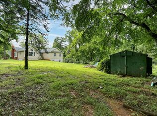 3409 Burrows Ave, Fairfax, VA 22030