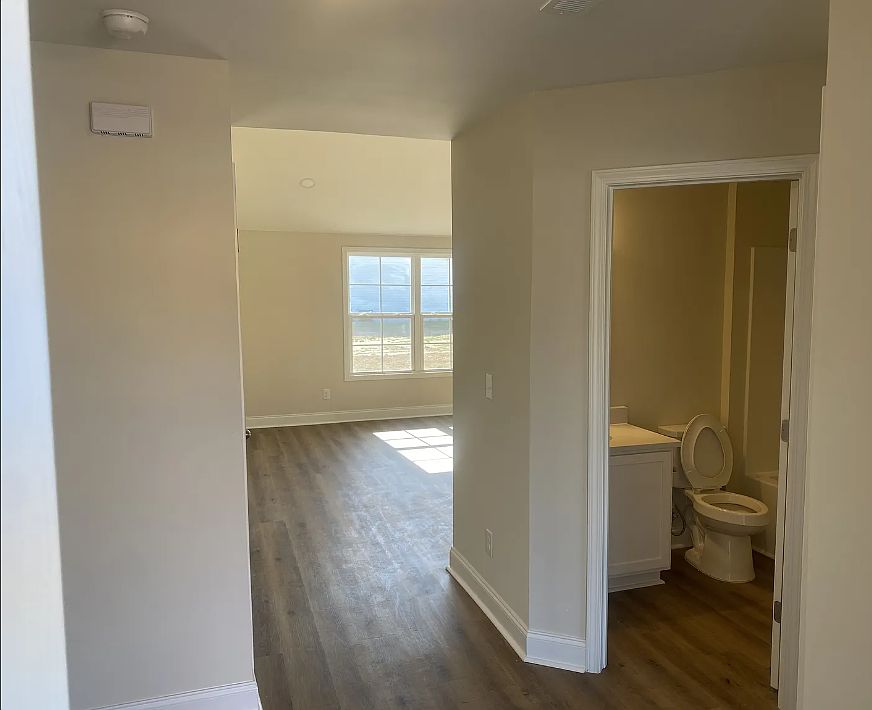 1st image of 435 Clark Branch Rd