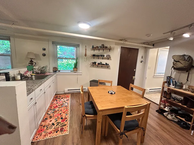 6 Beaufort Rd #2A — Photo 8