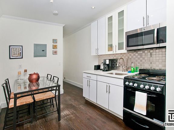 4th image of 349 E 109th St #4B