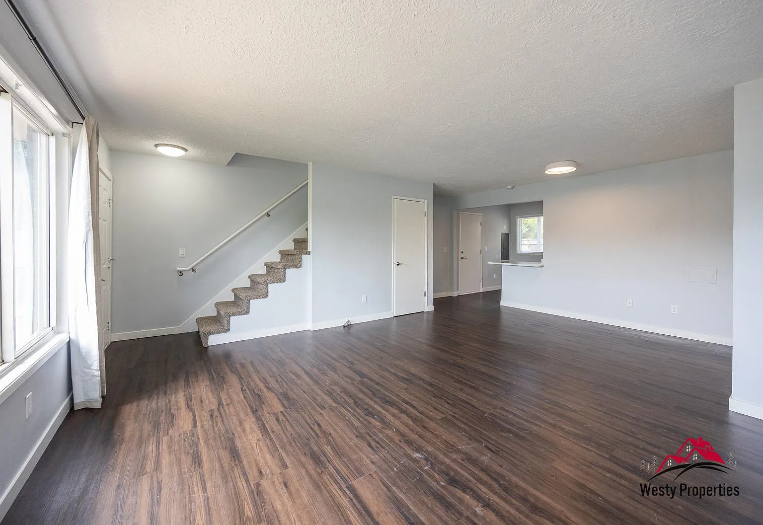 6721 NE Klickitat St - 6721 — Photo 1