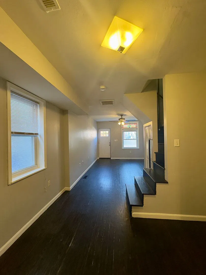Charming 3BD/2BA Townhome w/ In-Unit Laundry in Upper Fell Point, MD! — Photo 2