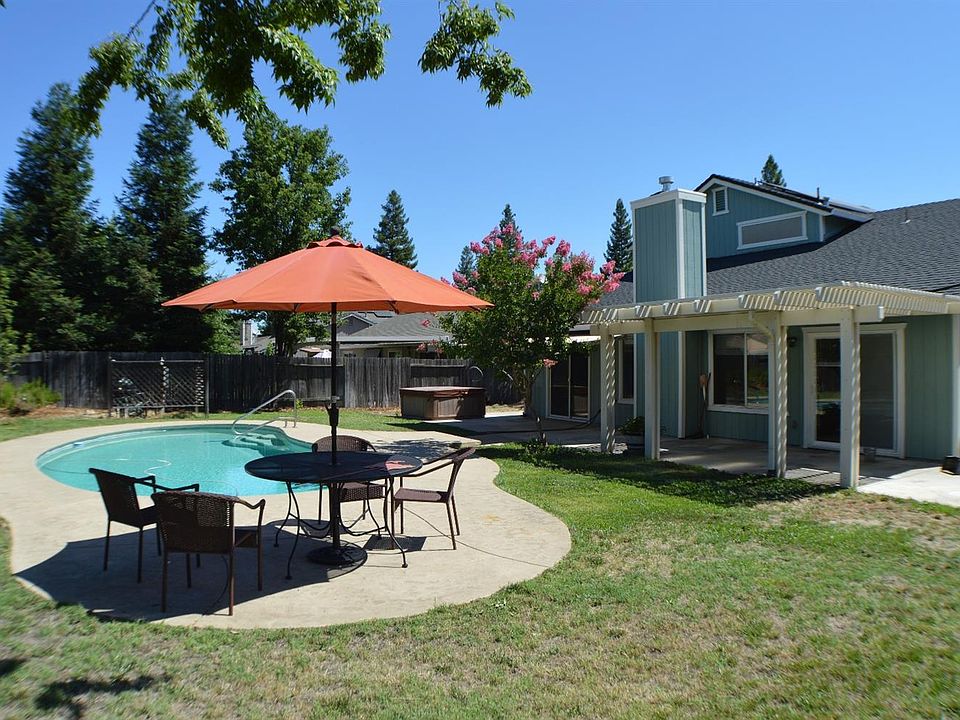 1st image of 6403 Old Orchard Way